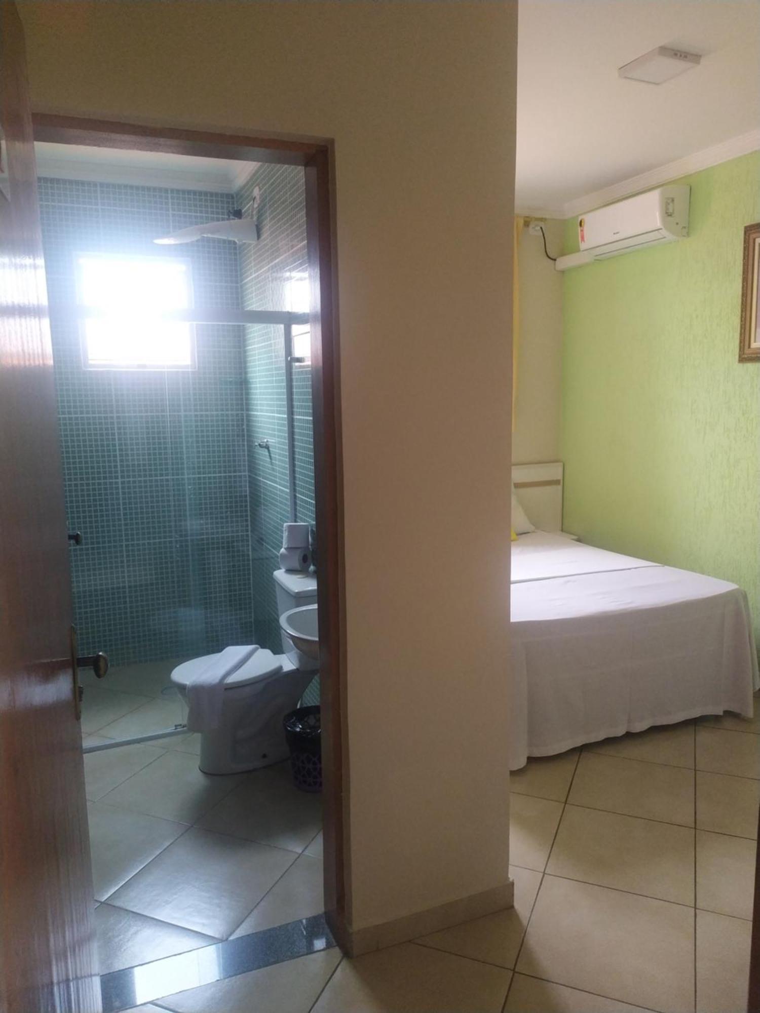 Hotel Dayse Santana de Parnaíba Rom bilde