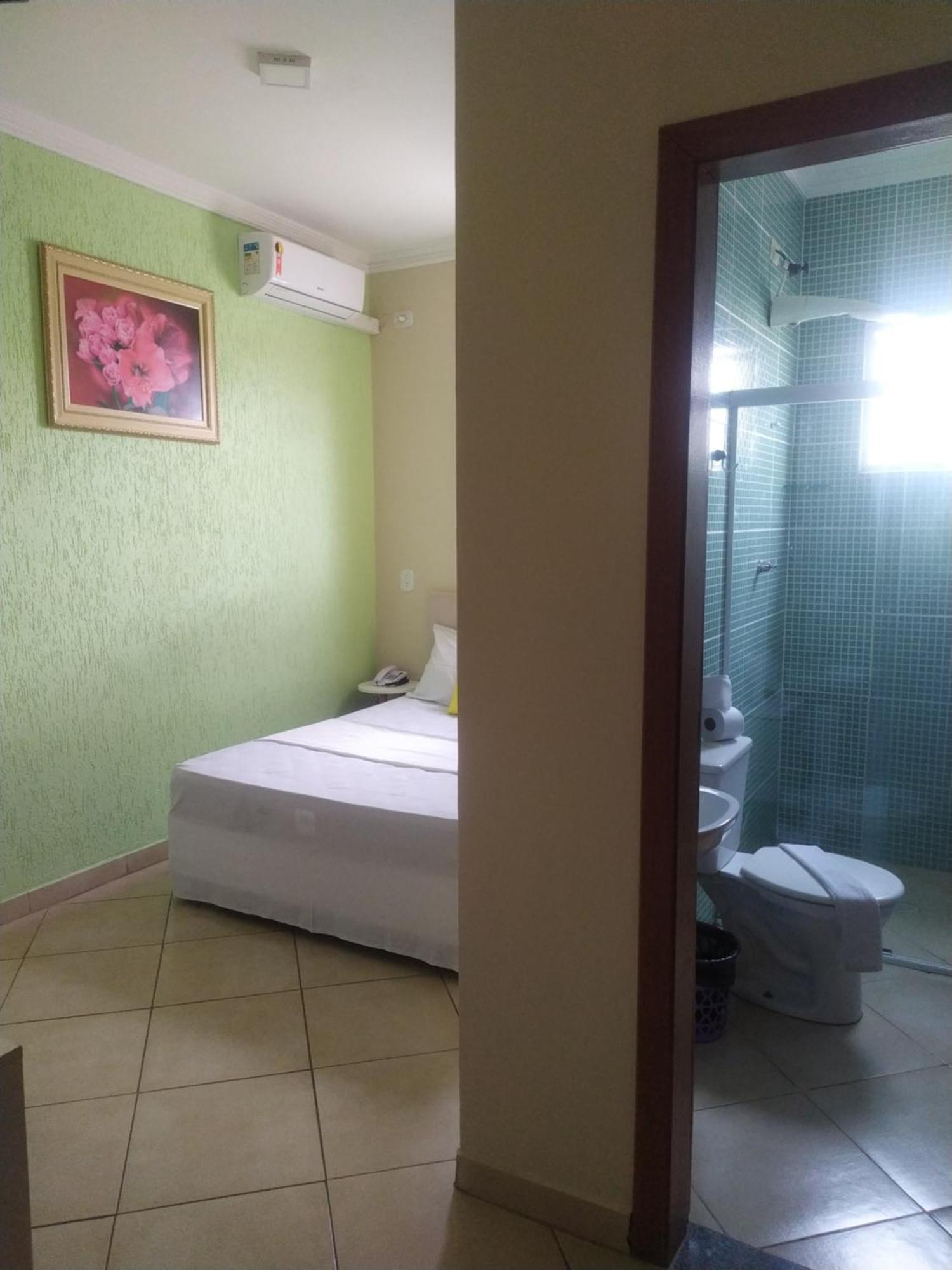 Hotel Dayse Santana de Parnaíba Rom bilde