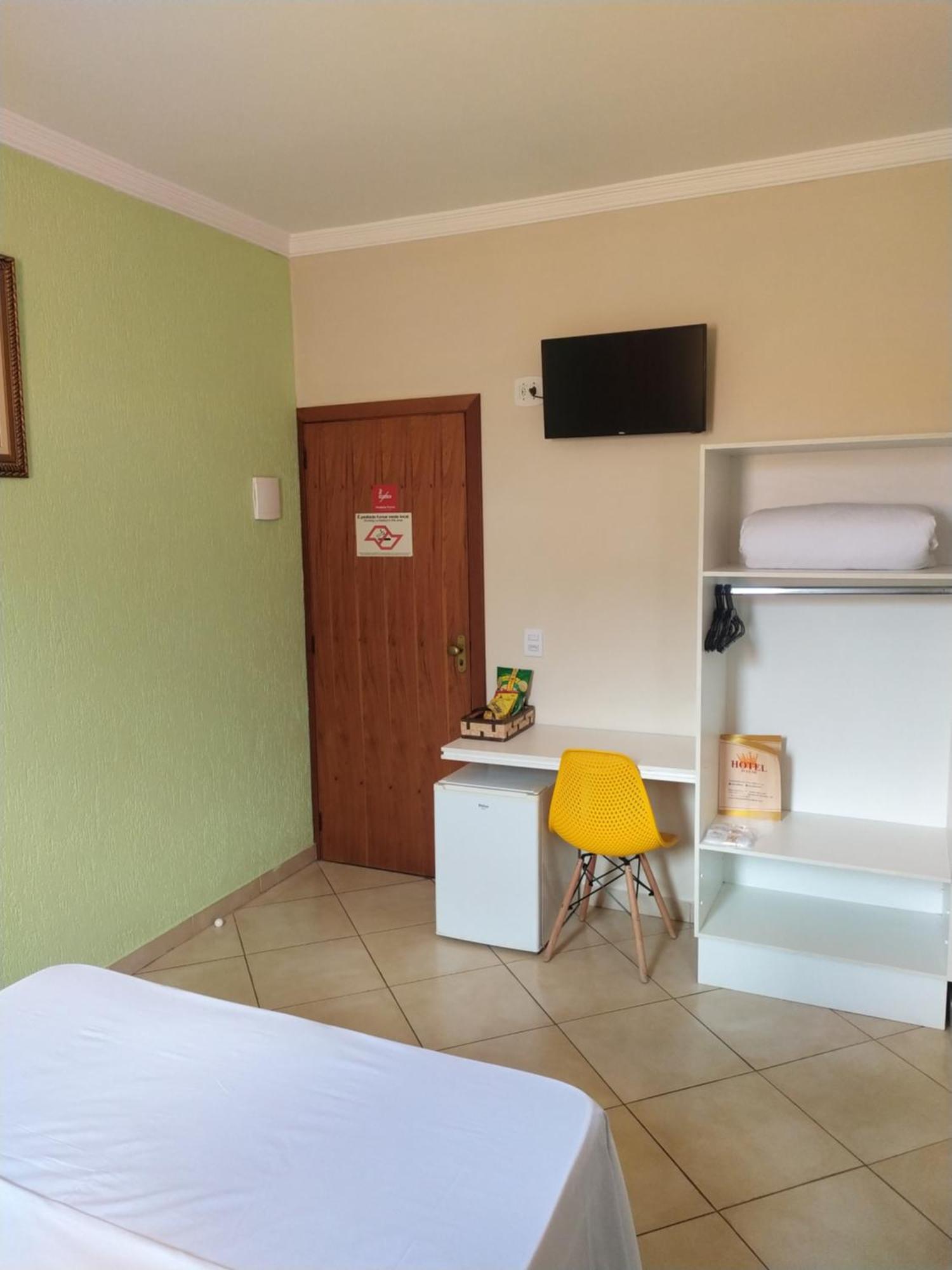 Hotel Dayse Santana de Parnaíba Rom bilde