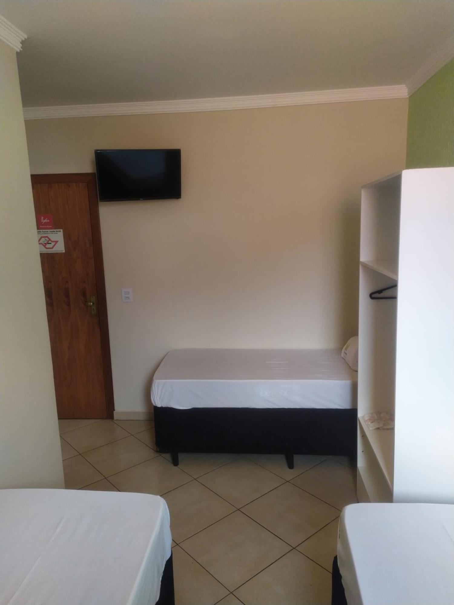 Hotel Dayse Santana de Parnaíba Rom bilde